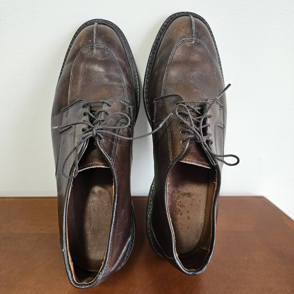 Allen Edmonds Hancock Spilt Toe Derby Men's Dress Shoe - Picture 3 of 6